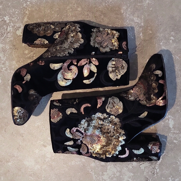 Aldo Shoes - ALDO Black Velvet Floral Sequin Block Heel Statement Booties, 7.5